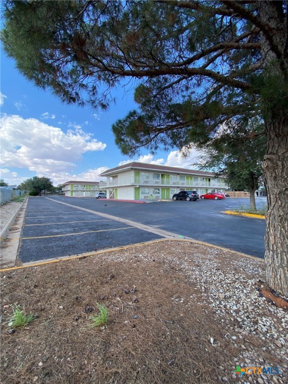 510 Georgia Avenue Property Photo 9