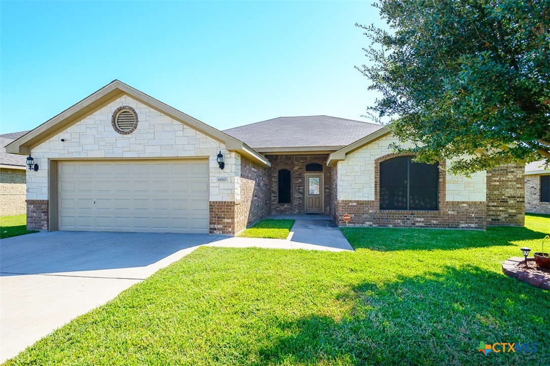 6610 Deorsam Loop Property Photo 1
