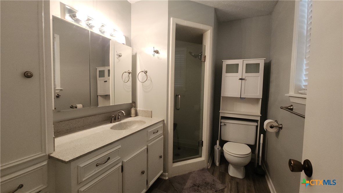 204 Cherokee Lane Property Photo 11
