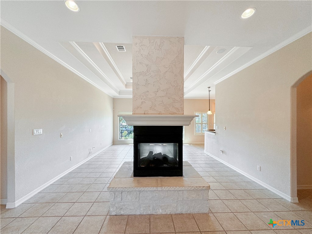 1925 Glenn Drive Property Photo 9