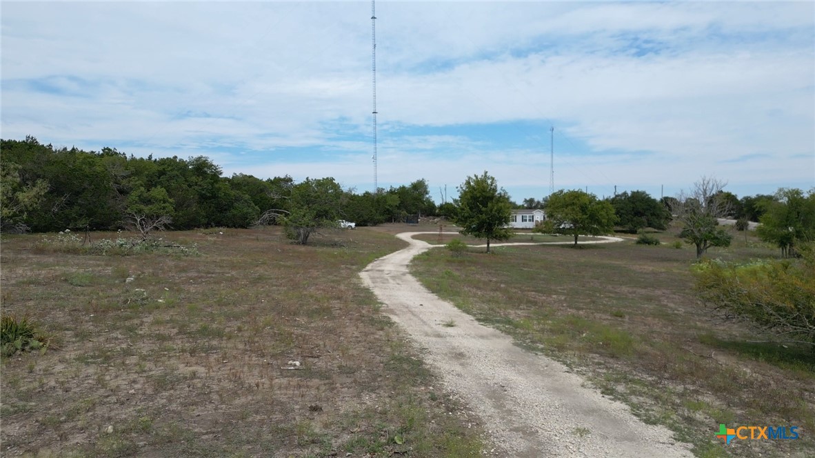 4220 S Ranch Road 1623 Property Photo 5