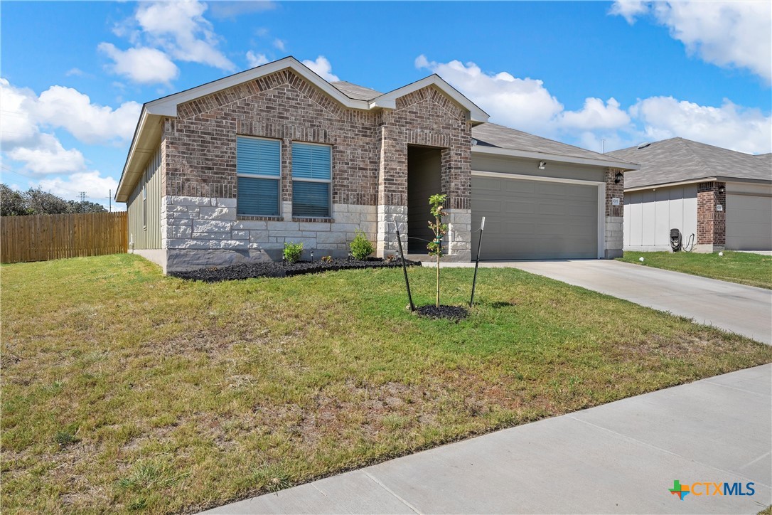 9705 Kensley Rose Drive Property Photo 3