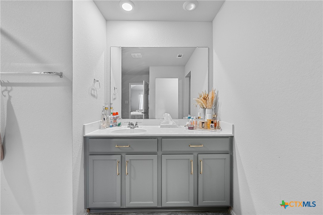 9705 Kensley Rose Drive Property Photo 17