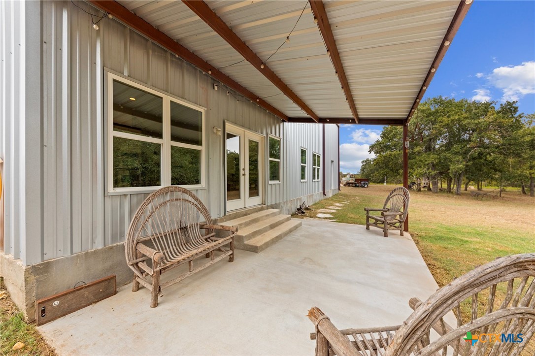 20801 Post Oak Road Property Photo 2
