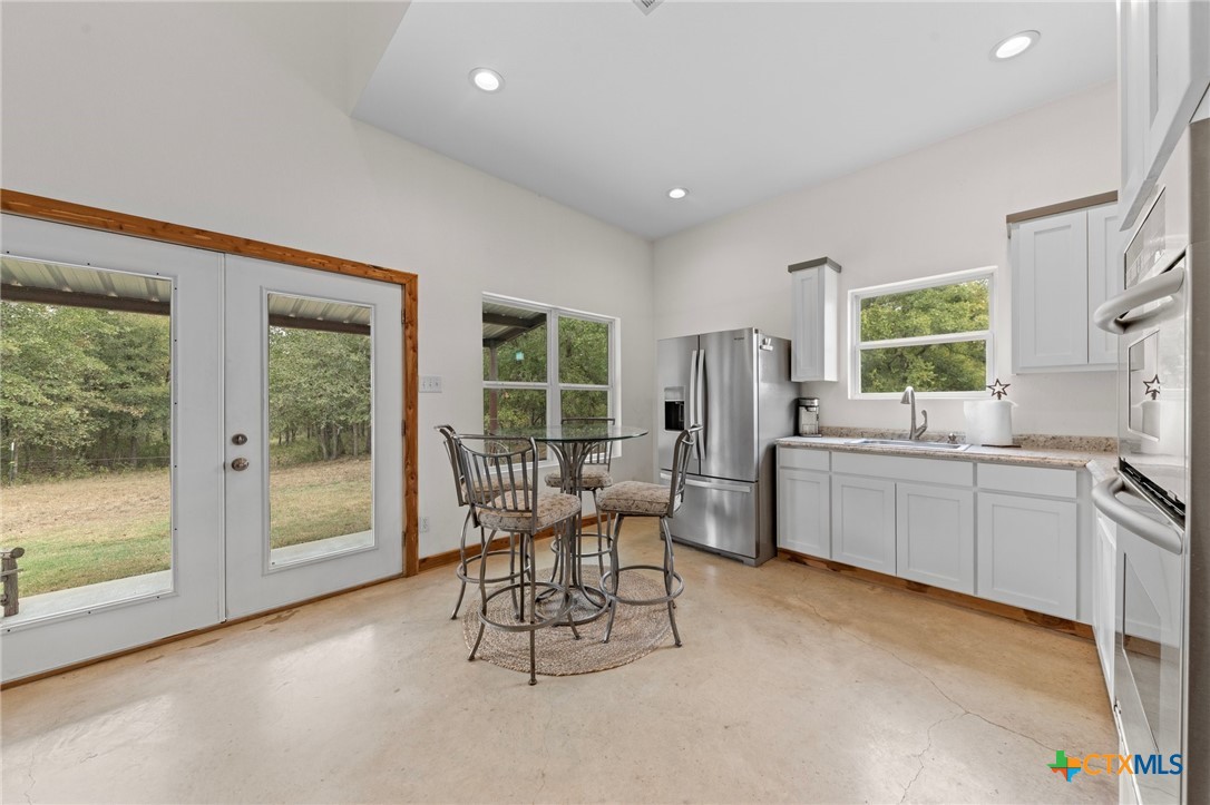 20801 Post Oak Road Property Photo 10