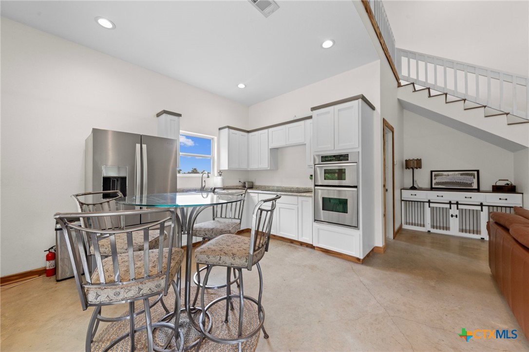 20801 Post Oak Road Property Photo 13