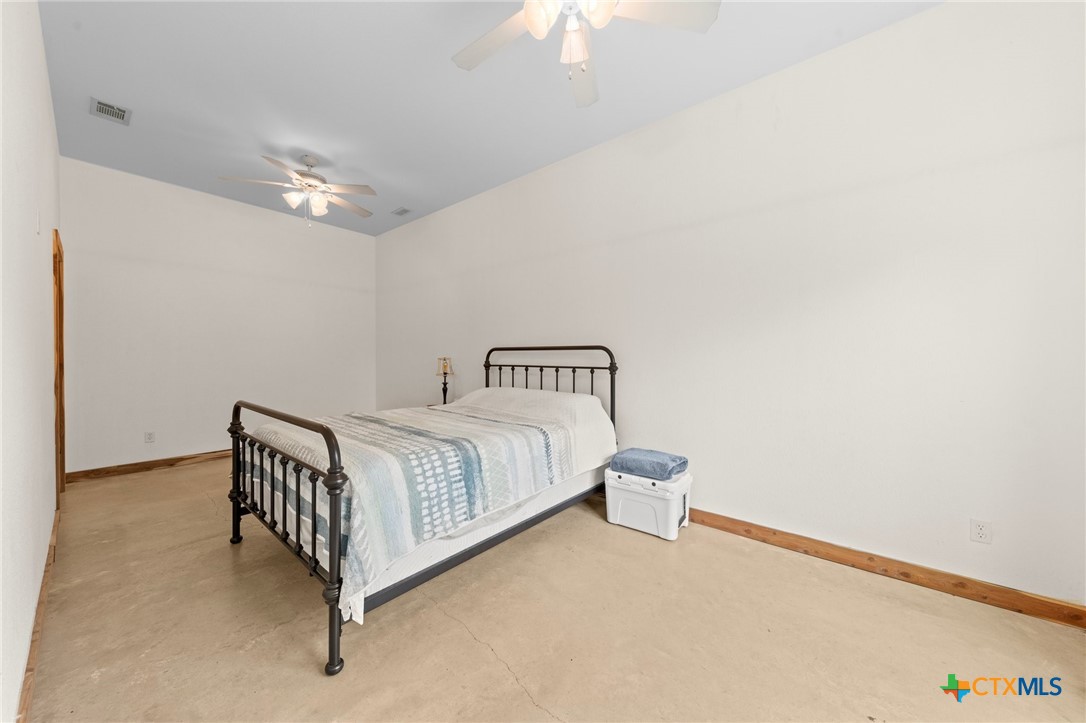20801 Post Oak Road Property Photo 19