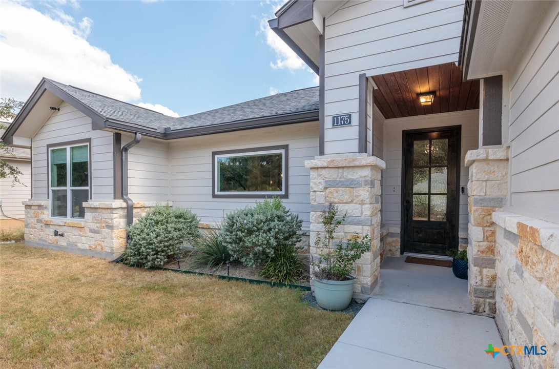 1175 Lavaca Property Photo 1