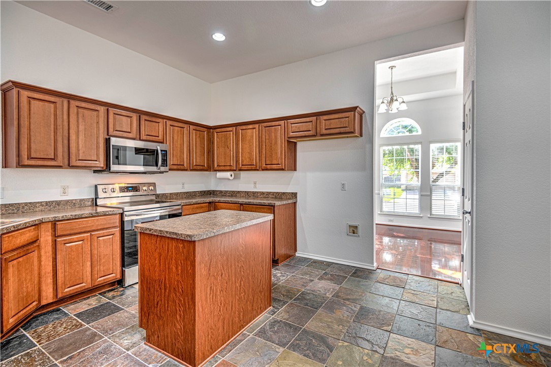 5634 Alexandria Drive Property Photo 12