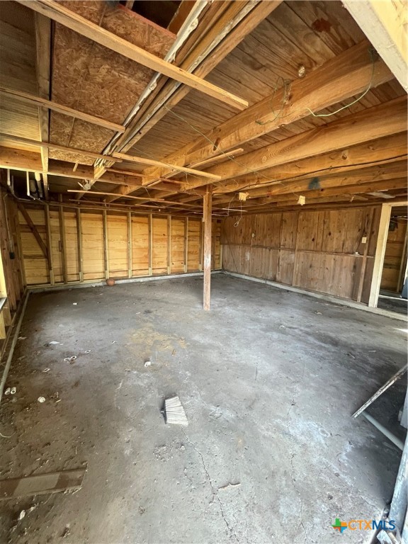 1382 Loop 522 Property Photo 20