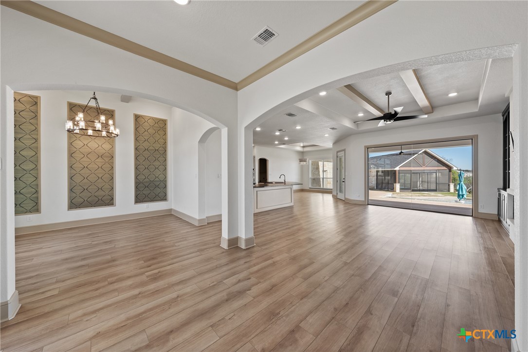 10072 Blanco Springs Road Property Photo 4