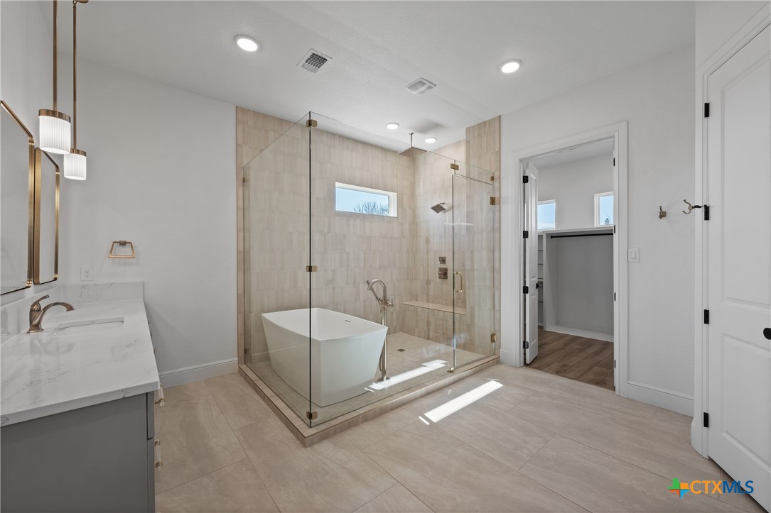10072 Blanco Springs Road Property Photo 27