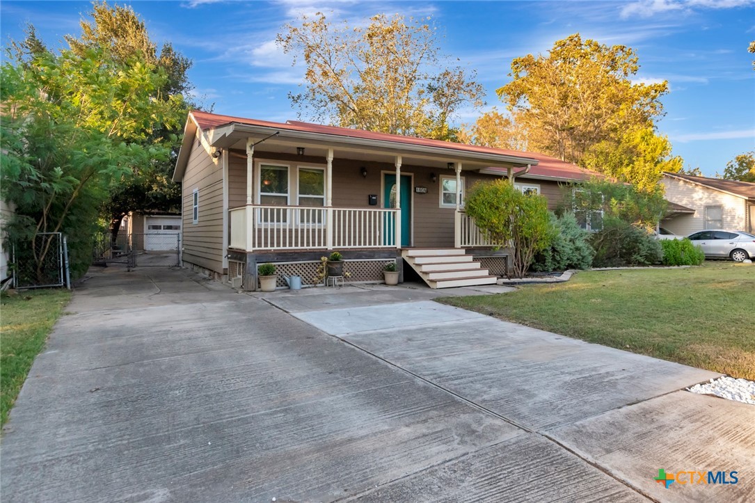 1804 E Polk Avenue Property Photo 1