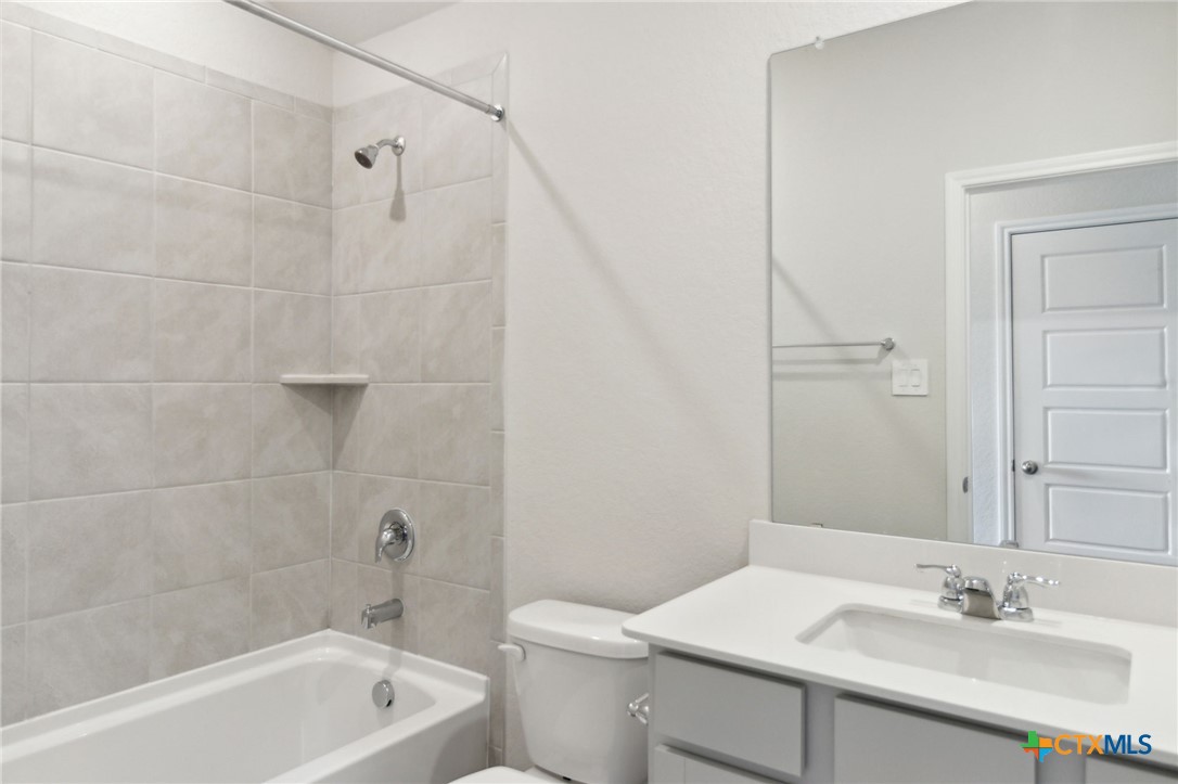 3062 Charyn Way Property Photo 14