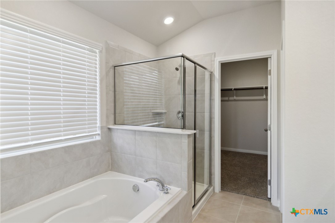 3062 Charyn Way Property Photo 26