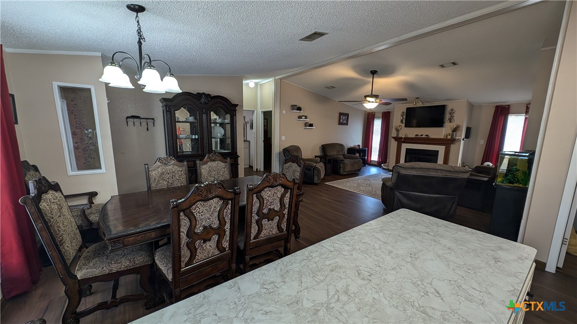 140 & 160 Bluebonnet Pass Property Photo 6