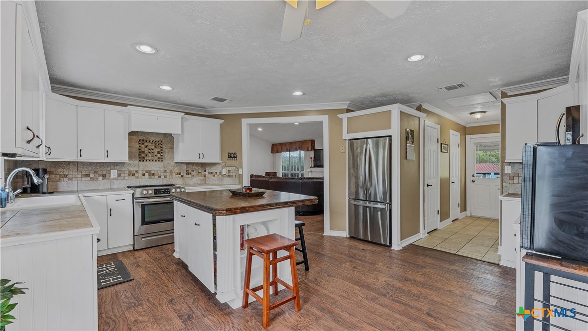 1652 Mcknight Road Property Photo 18