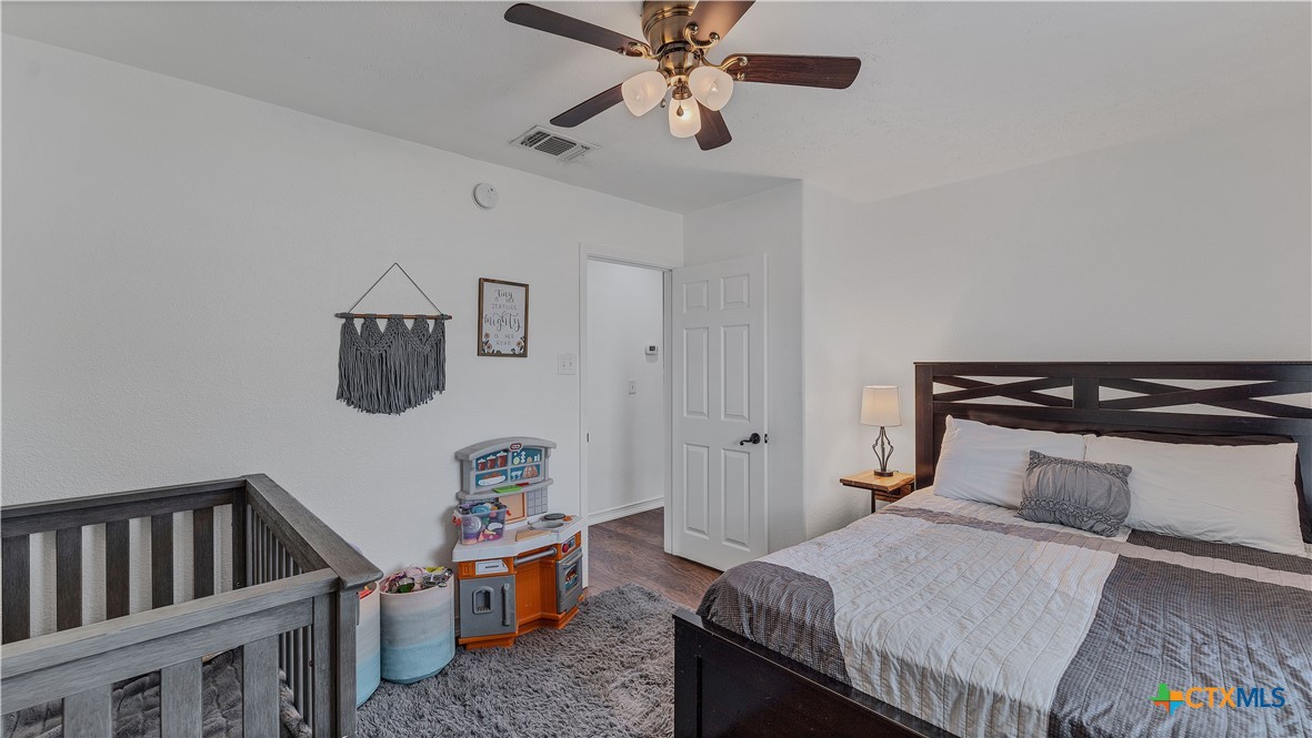1652 Mcknight Road Property Photo 23