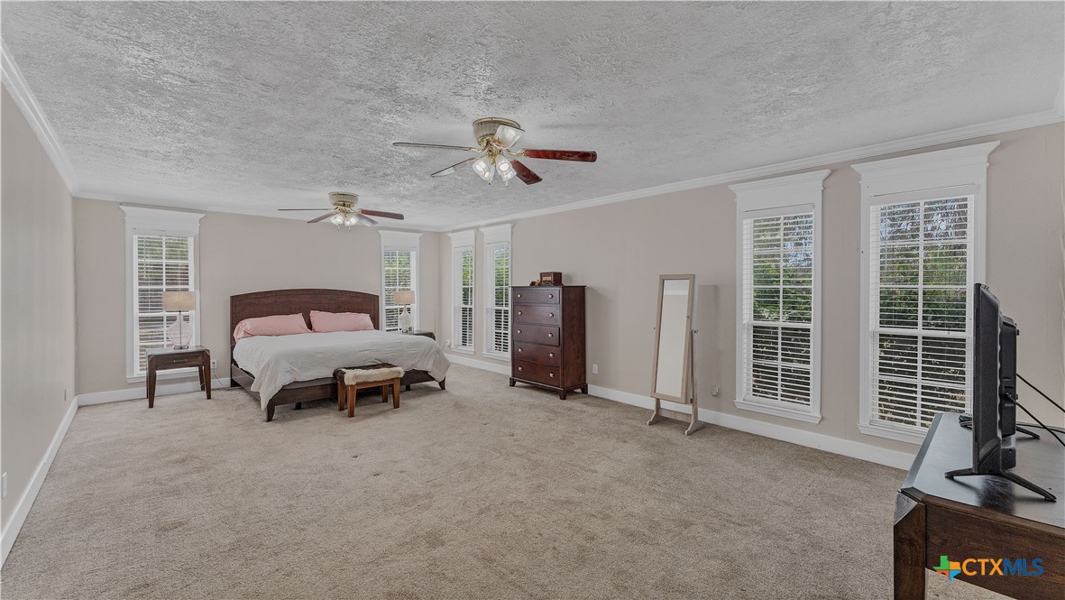 1652 Mcknight Road Property Photo 28