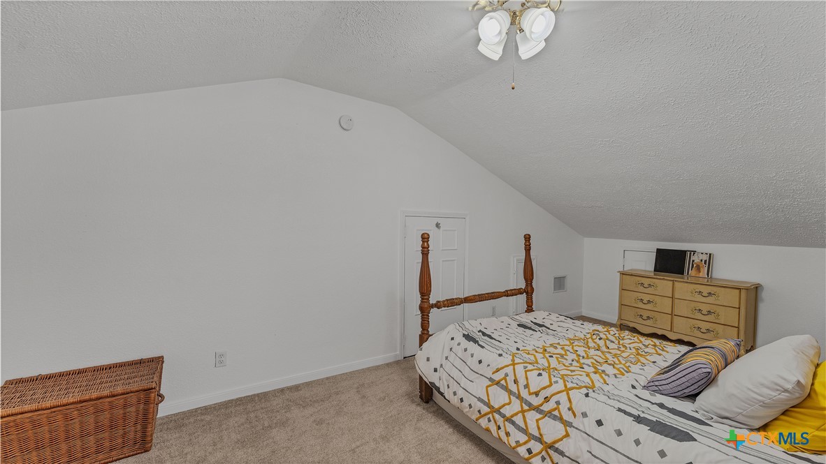 1652 Mcknight Road Property Photo 36