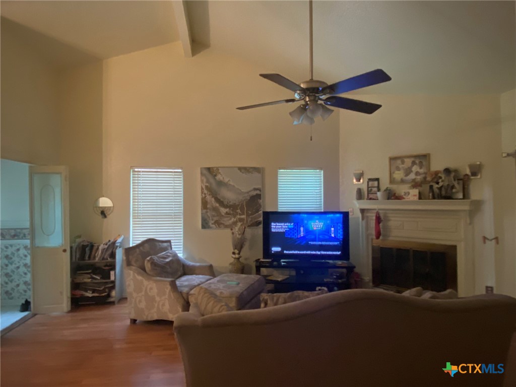 4006 London Lane Property Photo 4