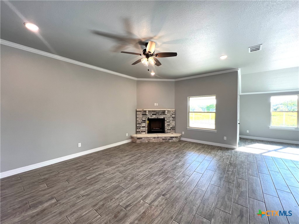 913 Antelope Trail Property Photo 3