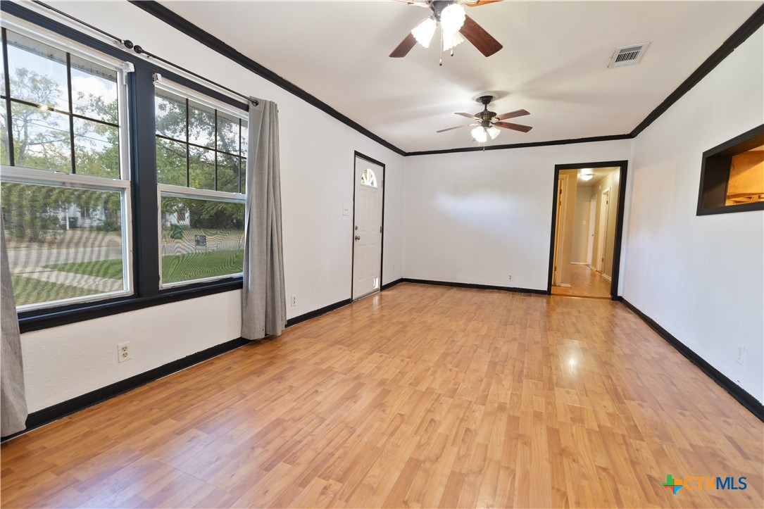 605 Beacon Street Property Photo 4