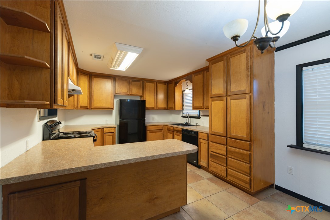 605 Beacon Street Property Photo 5