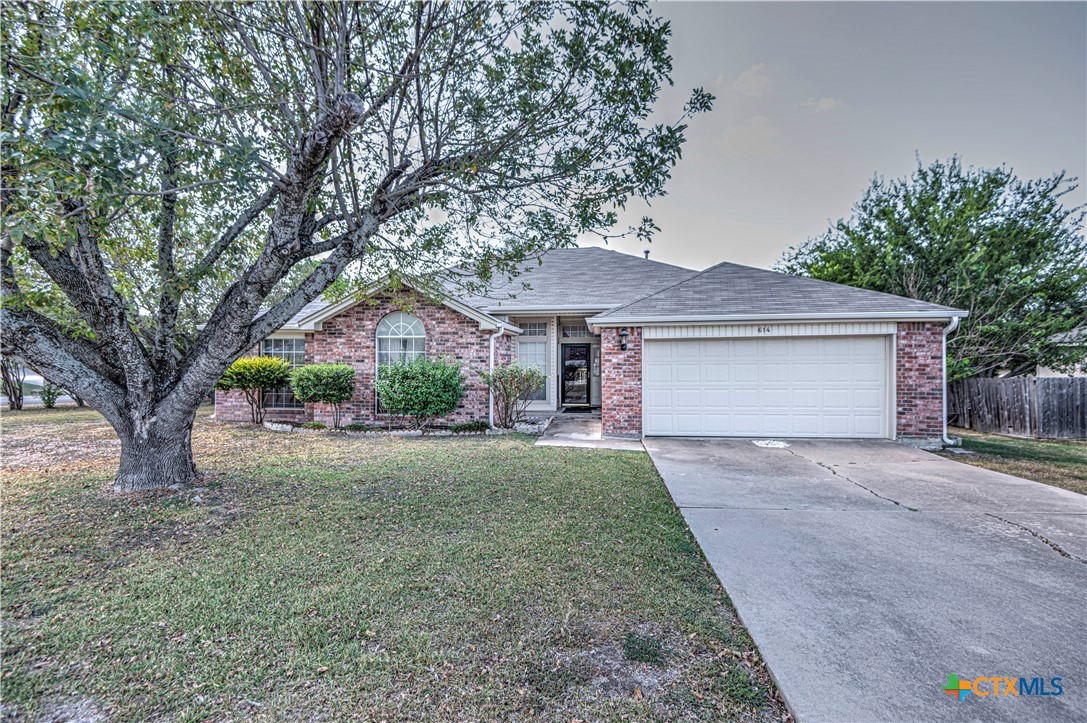 614 Sabine Circle Property Photo