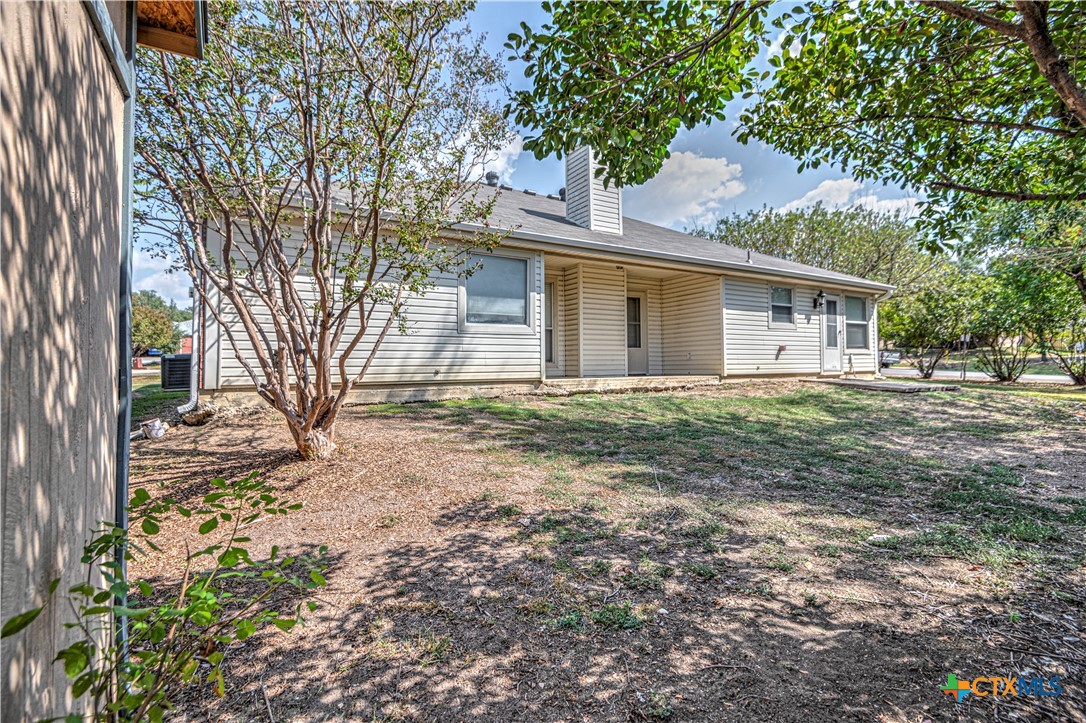 614 Sabine Circle Property Photo 35