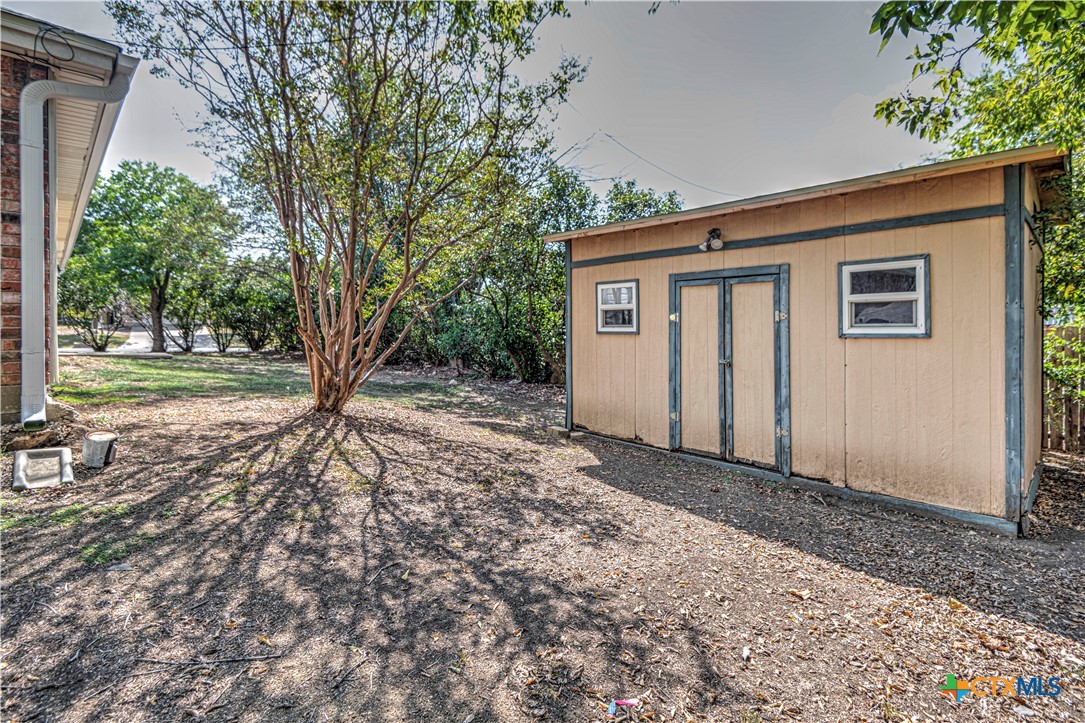 614 Sabine Circle Property Photo 36