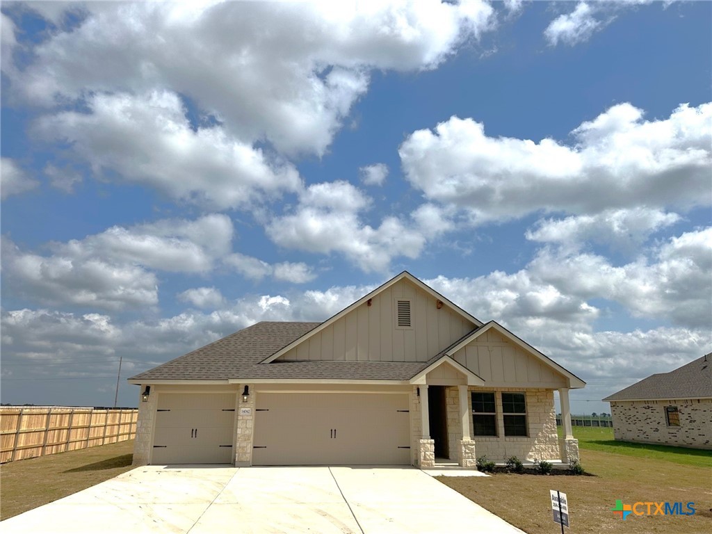 14042 Carsten Loop Property Photo 1