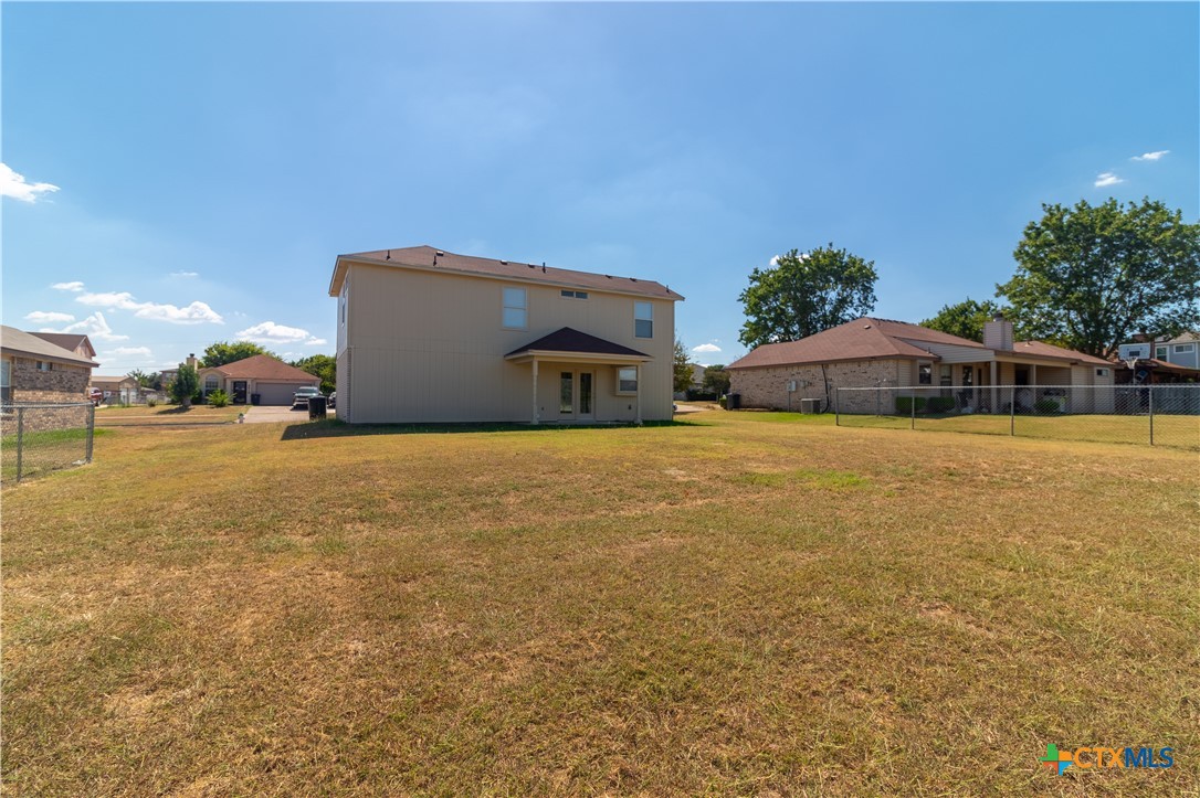 3611 Rainforest Lane Property Photo 13