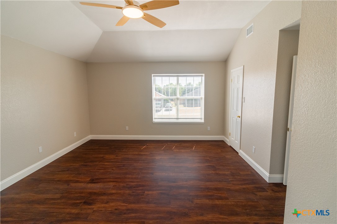 3611 Rainforest Lane Property Photo 16