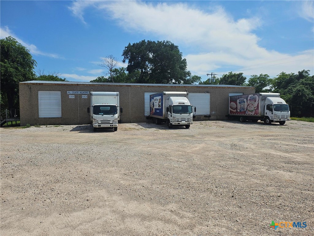 410 S Silver Street Property Photo 2