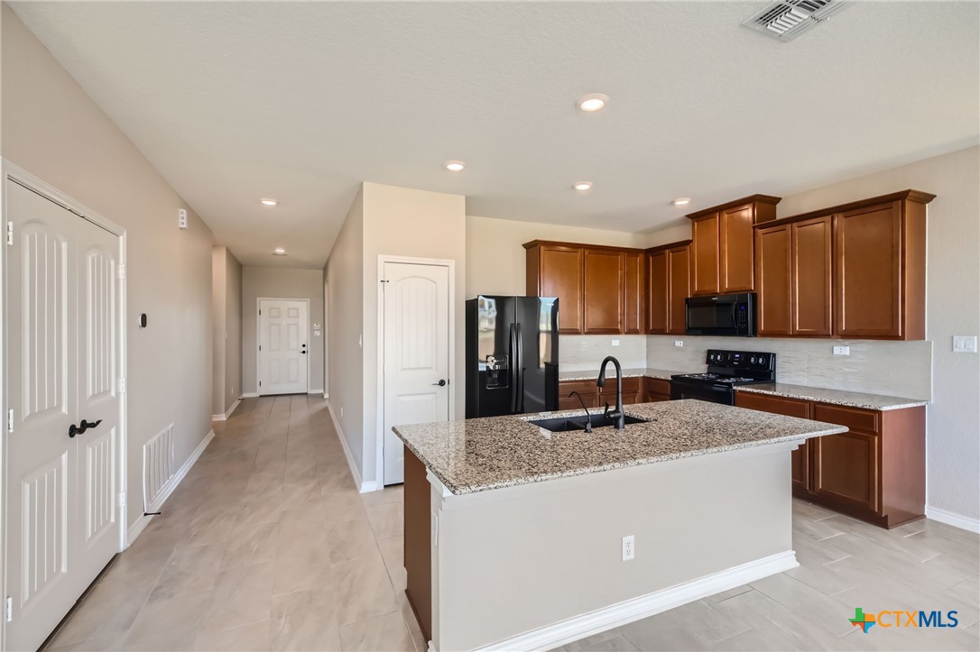 216 Deer Crest Drive Property Photo 10