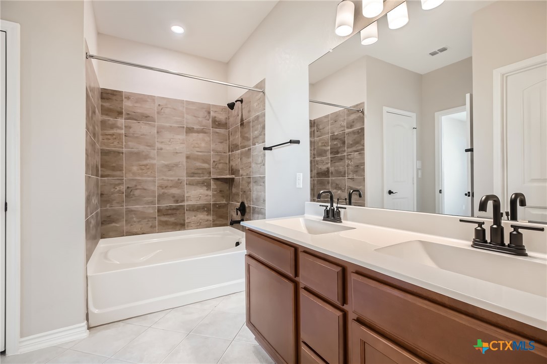 216 Deer Crest Drive Property Photo 19