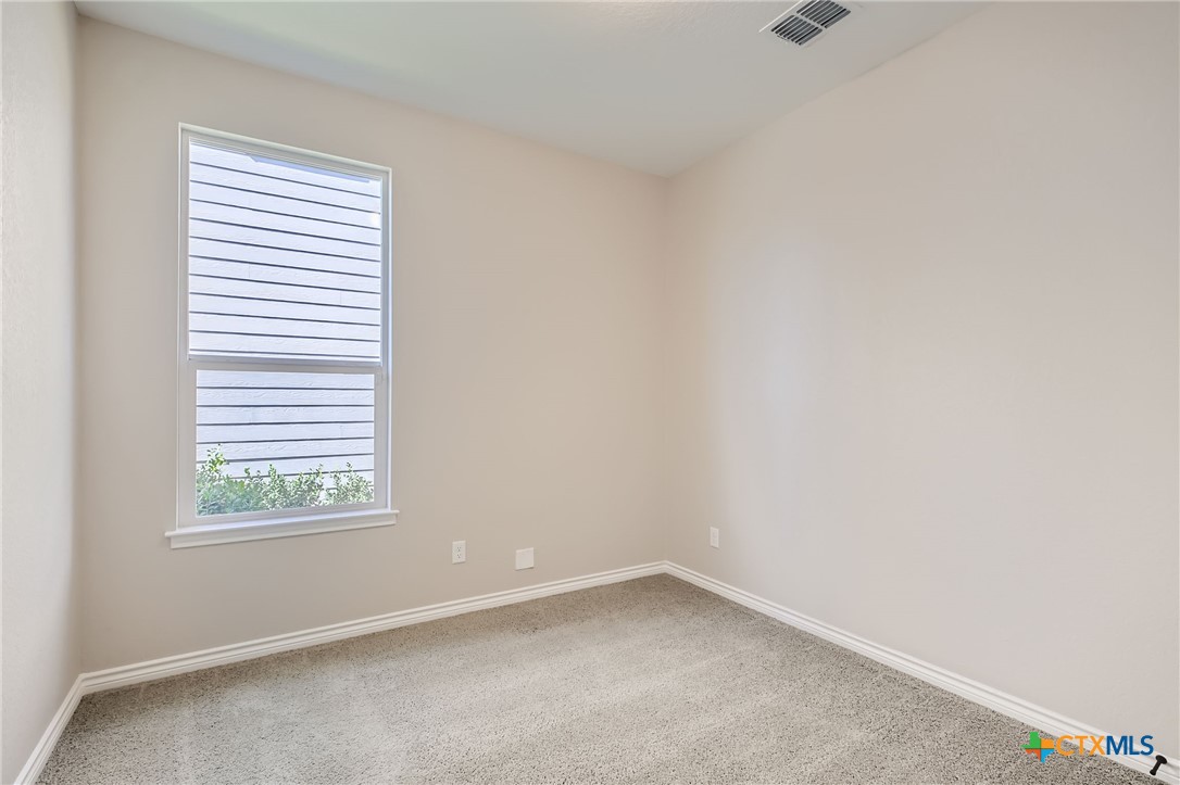 216 Deer Crest Drive Property Photo 20