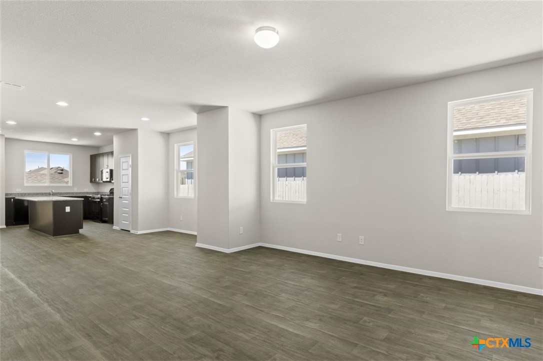 121 Bluestem Drive Property Photo 13