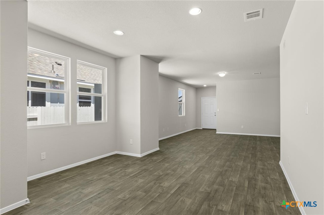 121 Bluestem Drive Property Photo 15