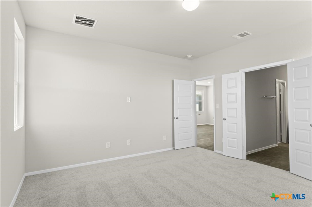 121 Bluestem Drive Property Photo 26