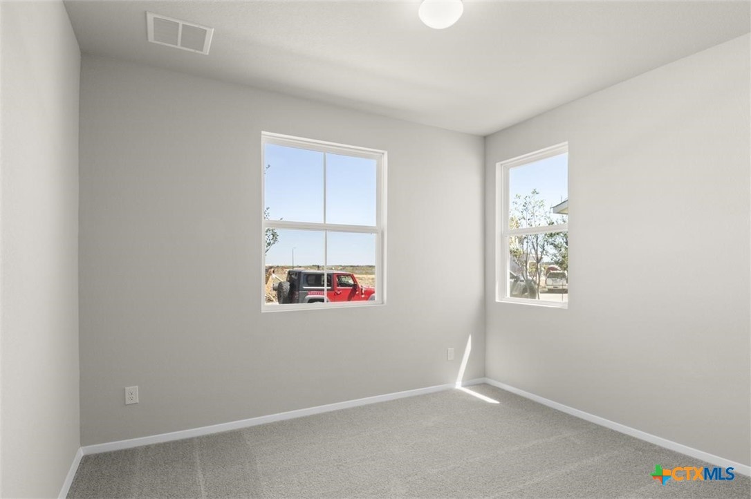 121 Bluestem Drive Property Photo 29
