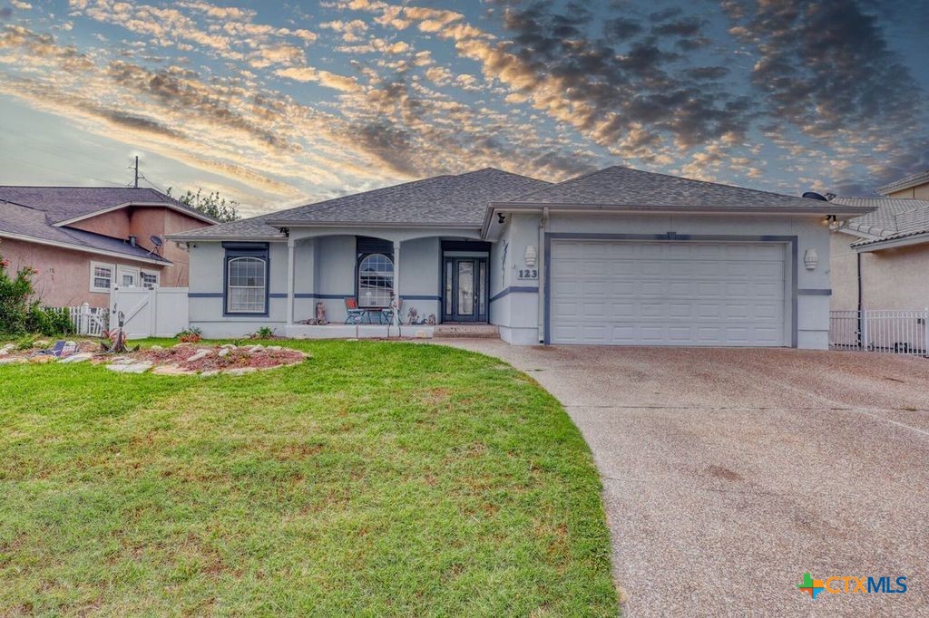123 Sea Breeze Drive Property Photo 1
