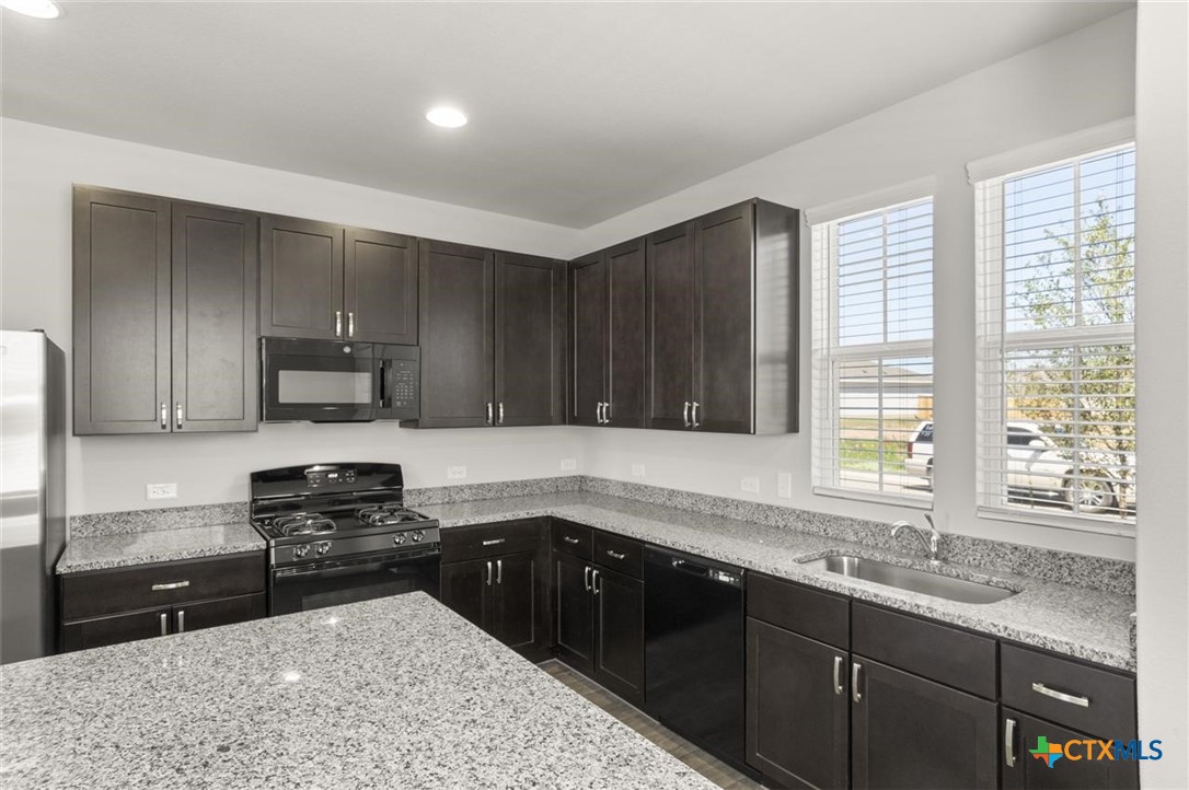 129 Bluestem Drive Property Photo 13