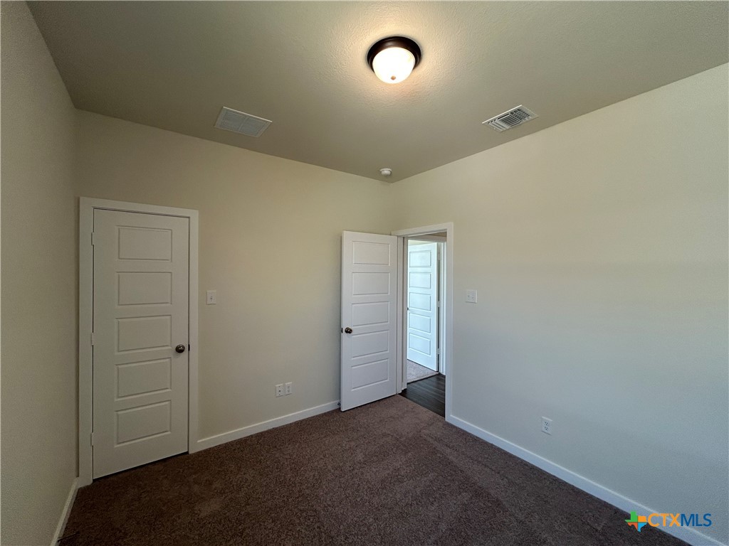 250 Wind Ridge Drive Property Photo 6
