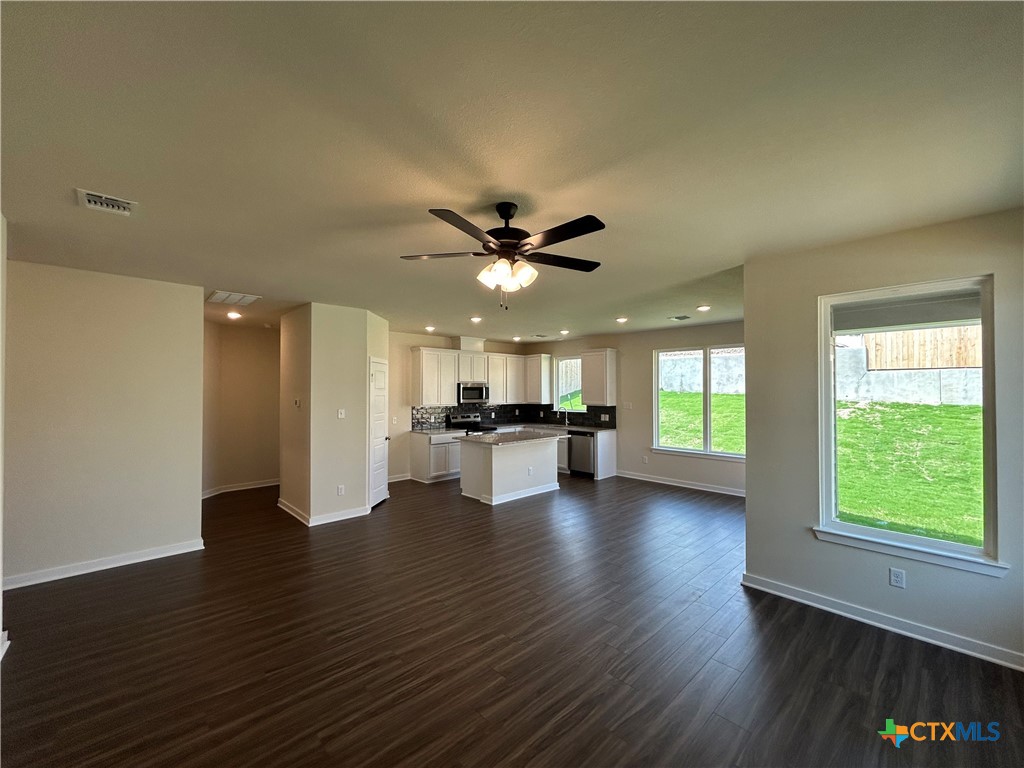 250 Wind Ridge Drive Property Photo 11