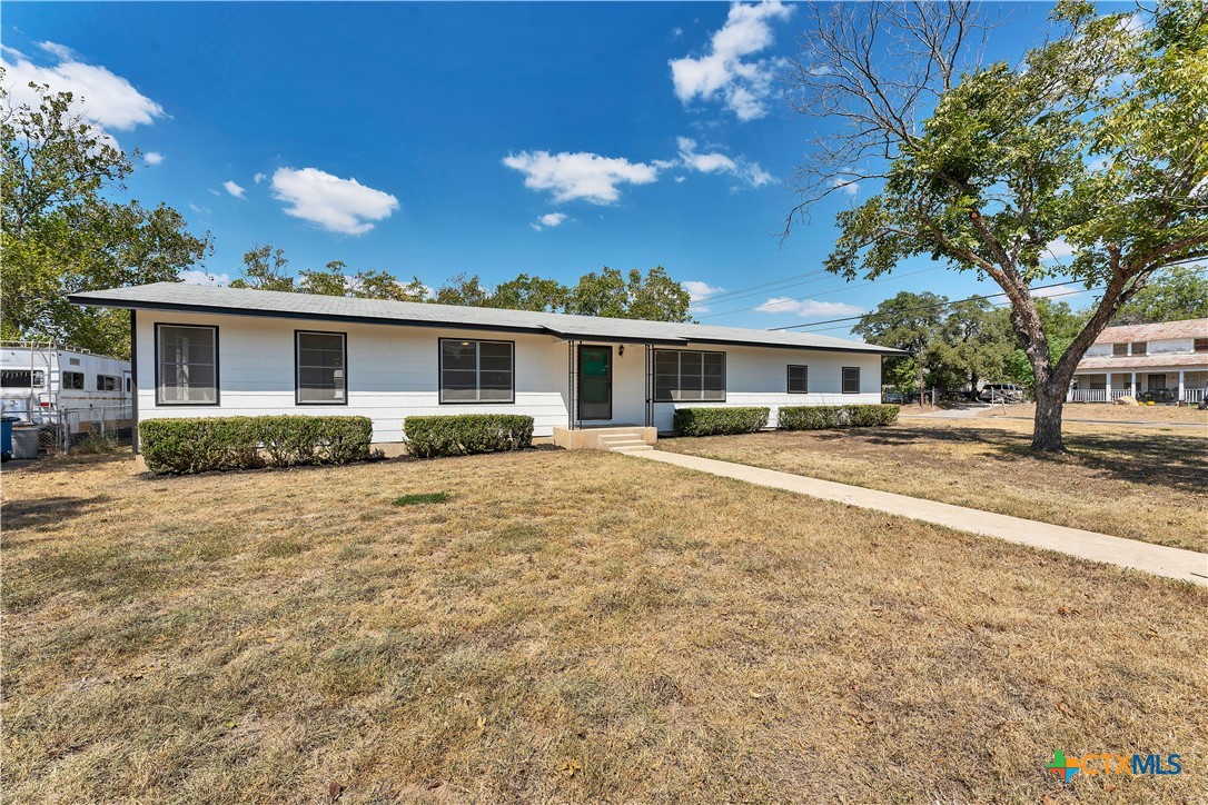 1391 Hillcrest Drive Property Photo 1