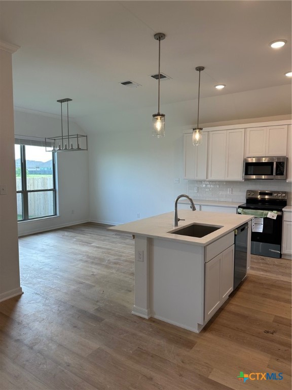 7213 Touchstone Drive Property Photo 4