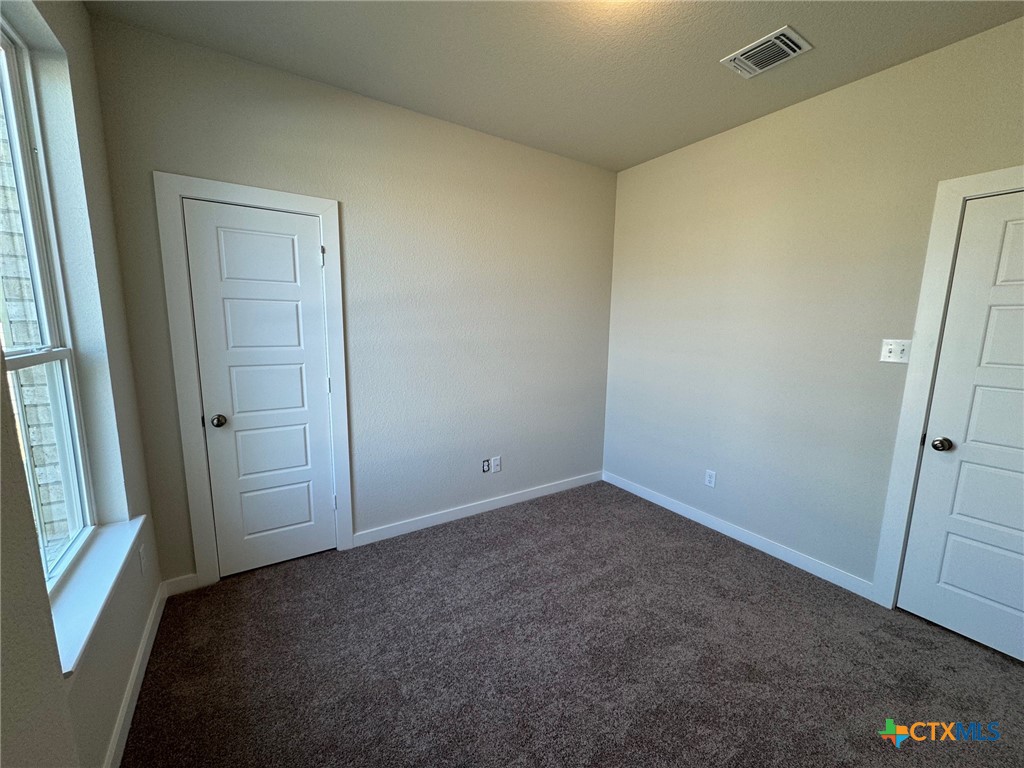 925 James Parker Circle Property Photo 12