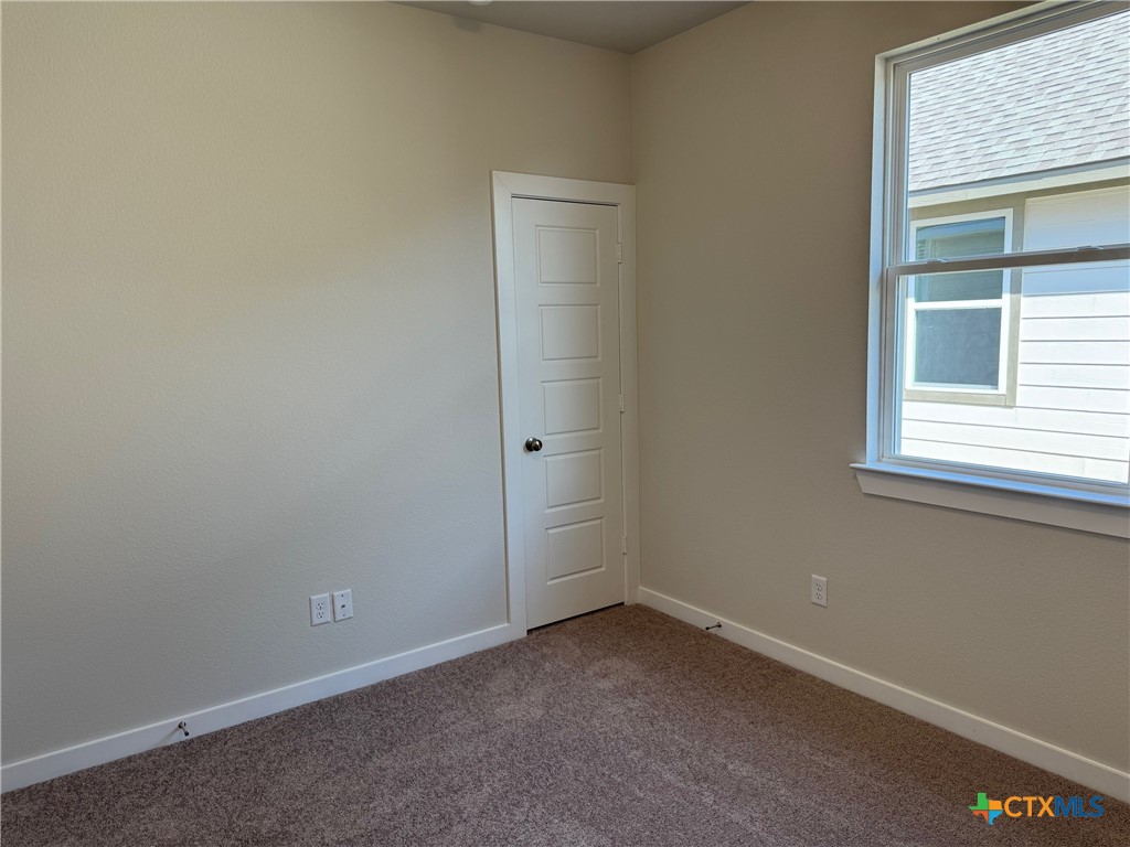 925 James Parker Circle Property Photo 15